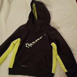 Basically new nike sweatshirt